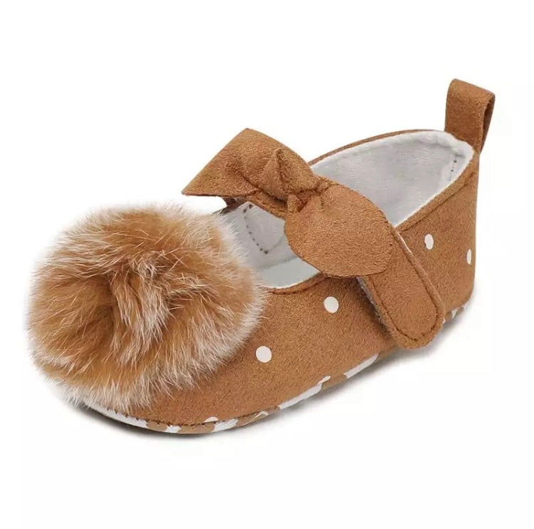 Soft Sole Ballet Slippers in Camel PomPom