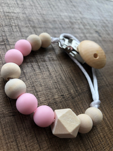 Orb Wood Pacifier Clip in Soft Pink