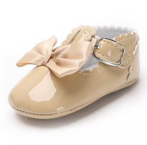 Soft Sole Moccasins in Glossy Nude